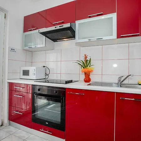 Apartament In - Insel Rab 34120 *