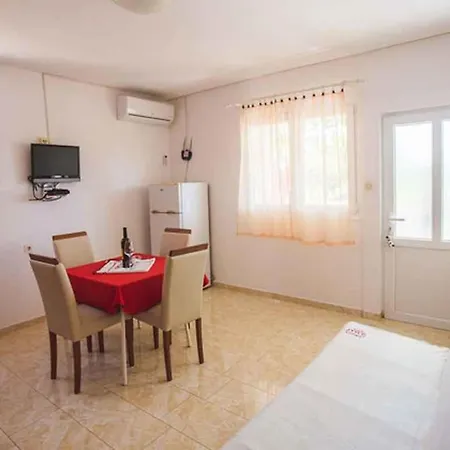 In - Insel Rab 34120 Appartement